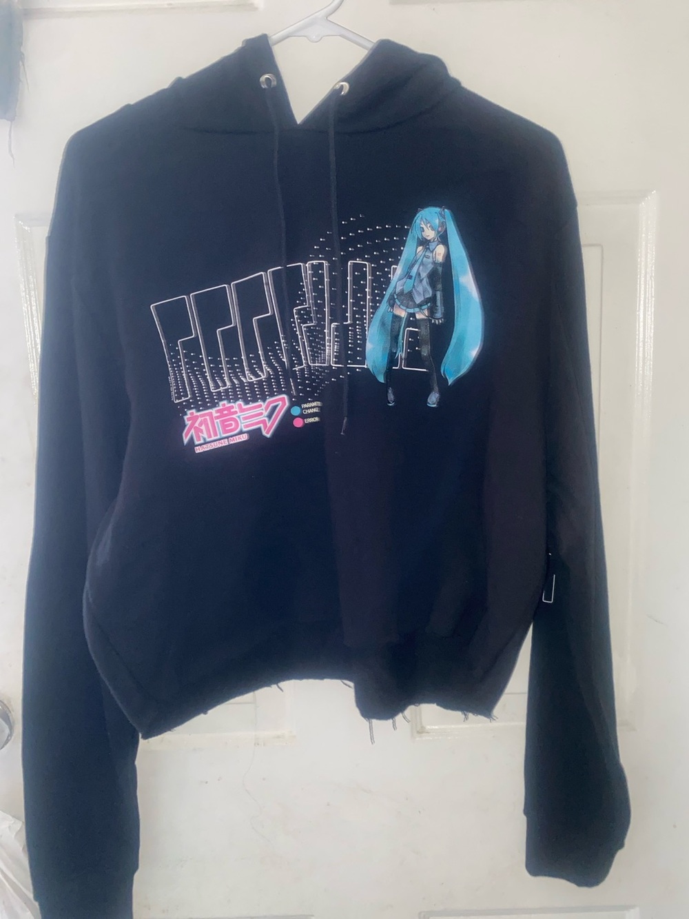 Black Hatsune Miku Graphic Hoodie - Anime Pullover